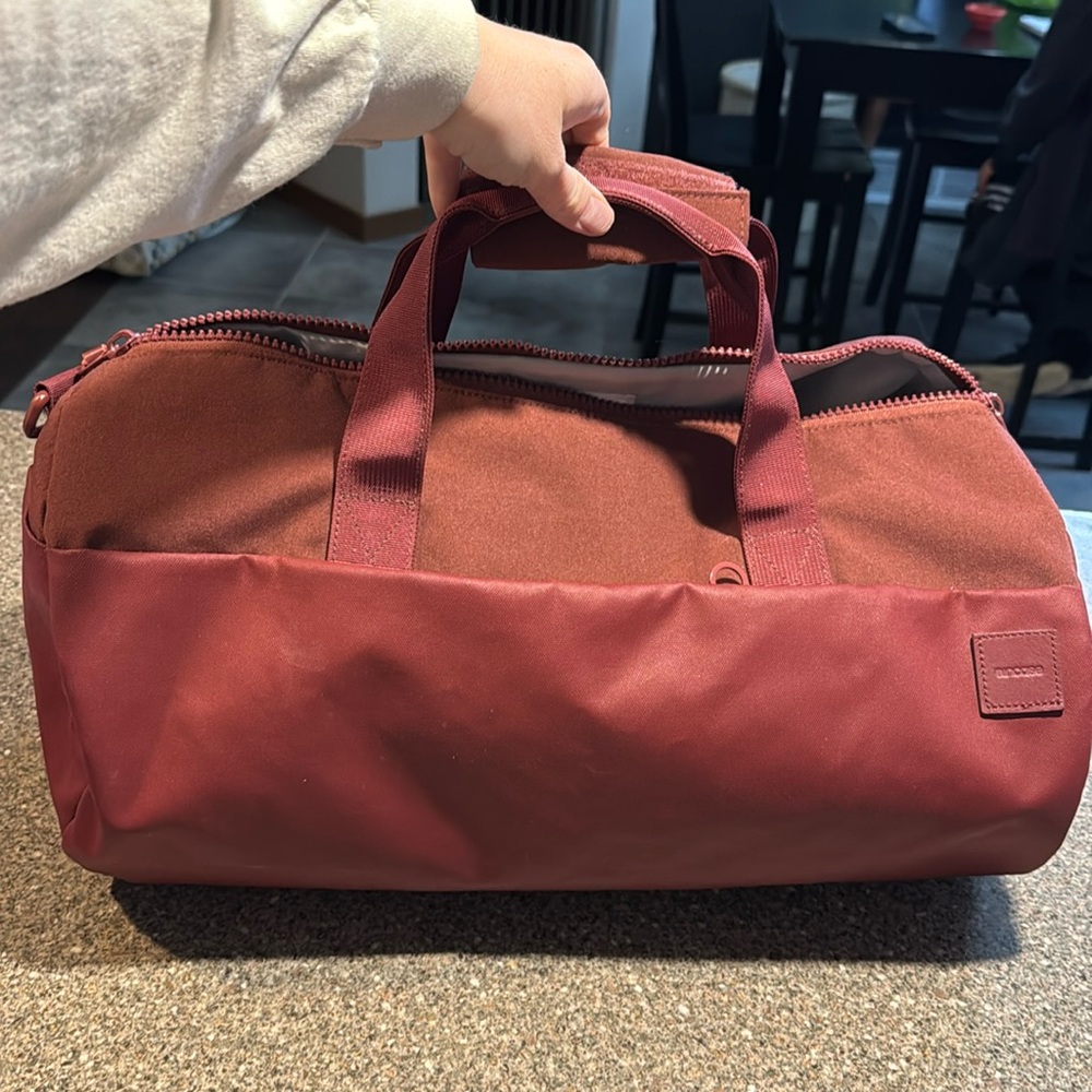 Incase duffle bag